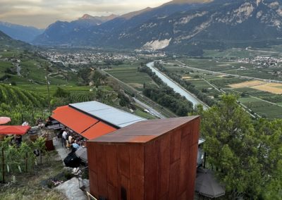 Tavolata im Cube Varone